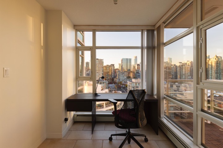 Photo 15 at 2305 - 1199 Marinaside Crescent, Yaletown, Vancouver West