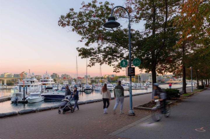 Photo 29 at 2305 - 1199 Marinaside Crescent, Yaletown, Vancouver West