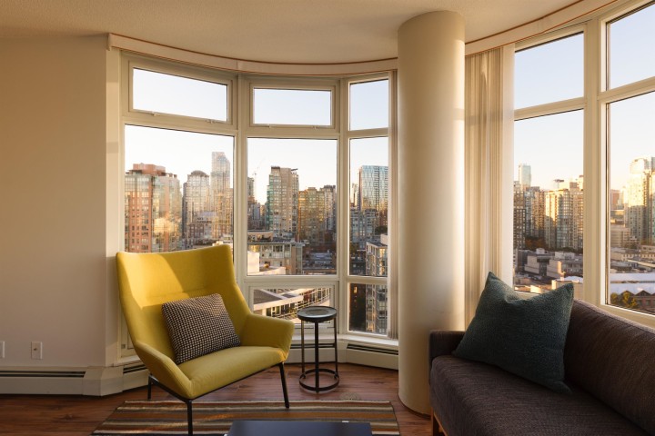 Photo 4 at 2305 - 1199 Marinaside Crescent, Yaletown, Vancouver West