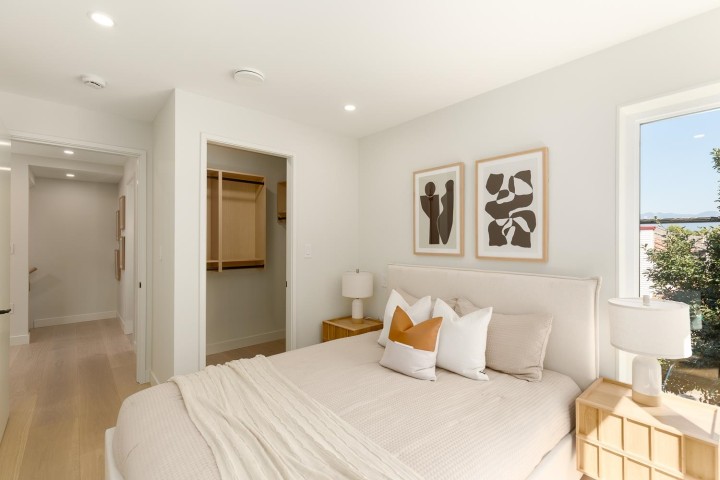 Photo 13 at 5403 Wales Street, Collingwood VE, Vancouver East