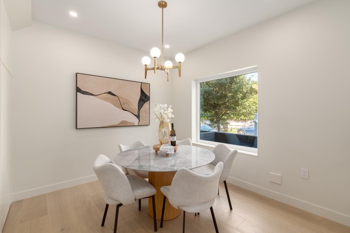 Photo 7 at 5403 Wales Street, Collingwood VE, Vancouver East