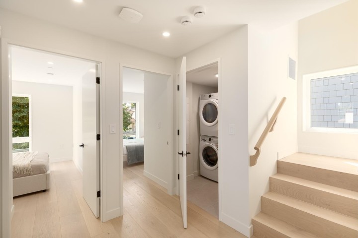 Photo 8 at 5403 Wales Street, Collingwood VE, Vancouver East