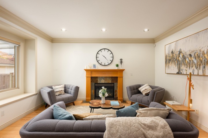 Photo 10 at 7949 Montcalm Street, Marpole, Vancouver West