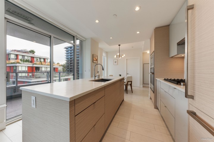 Photo 13 at 906 - 3438 Sawmill Crescent, South Marine, Vancouver East