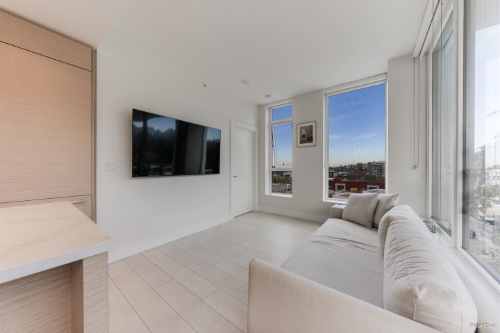 Photo 8 at 906 - 3438 Sawmill Crescent, South Marine, Vancouver East