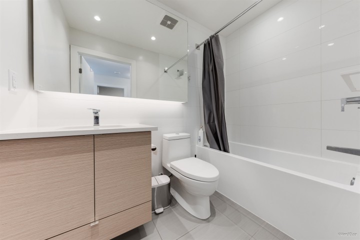 Photo 25 at 906 - 3438 Sawmill Crescent, South Marine, Vancouver East