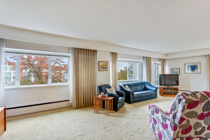 Photo 7 at 402 - 6026 Tisdall Street, Oakridge VW, Vancouver West