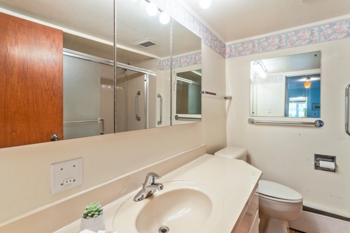 Photo 18 at 402 - 6026 Tisdall Street, Oakridge VW, Vancouver West