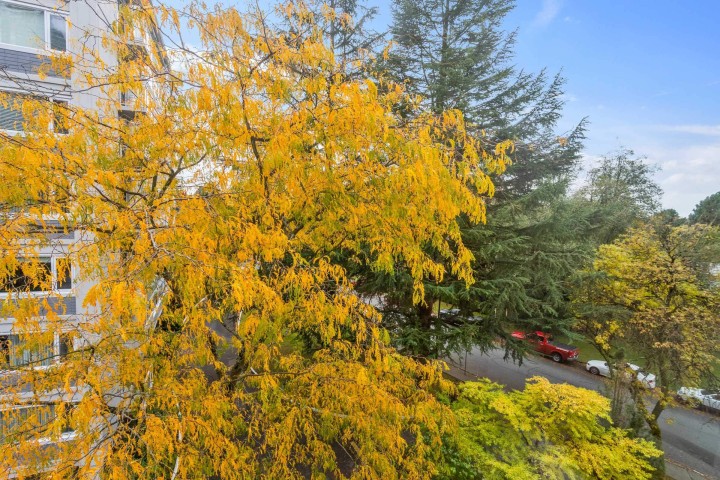 Photo 19 at 402 - 6026 Tisdall Street, Oakridge VW, Vancouver West