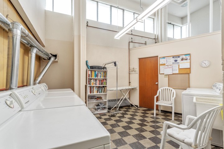 Photo 21 at 402 - 6026 Tisdall Street, Oakridge VW, Vancouver West