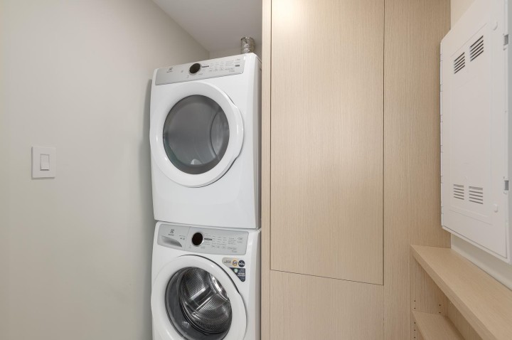 Photo 13 at 2652 E 38th Avenue, Collingwood VE, Vancouver East