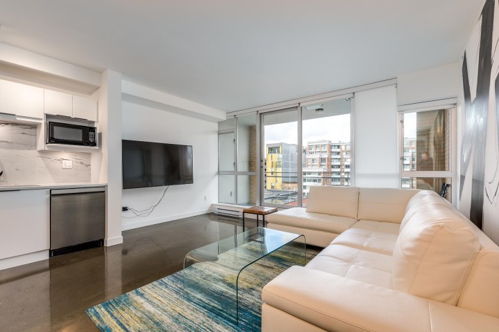 Photo 4 at 714 - 221 Union Street, Strathcona, Vancouver East