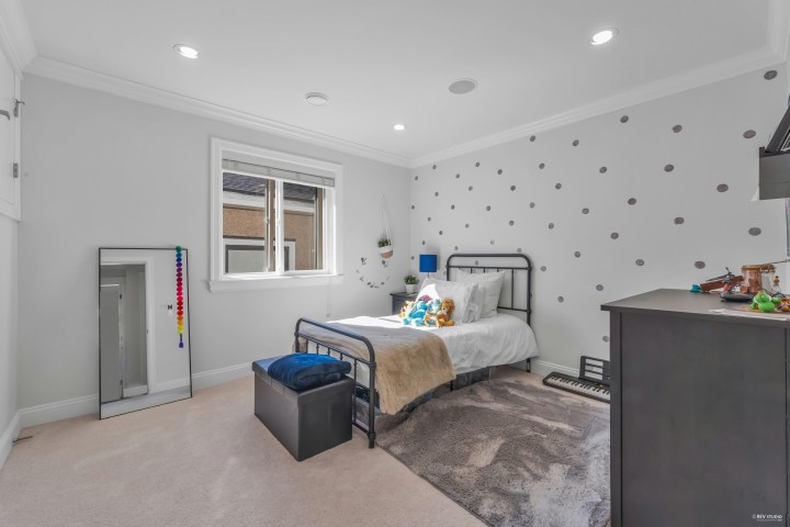 Photo 23 at 338 W 17th Street, Central Lonsdale, North Vancouver