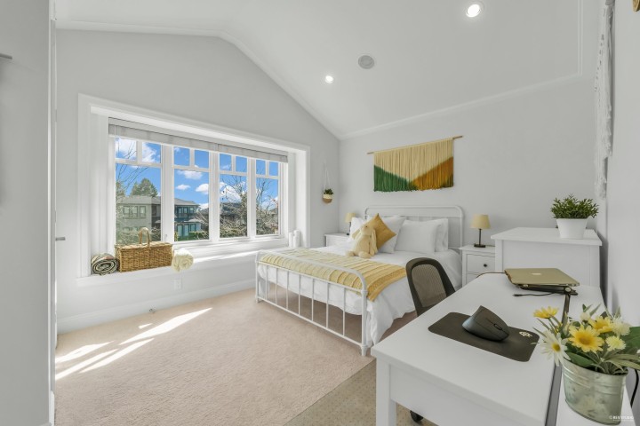 Photo 22 at 338 W 17th Street, Central Lonsdale, North Vancouver