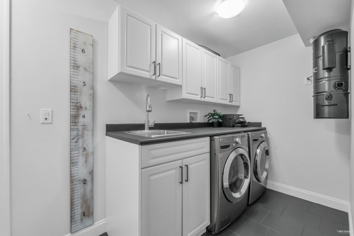 Photo 36 at 338 W 17th Street, Central Lonsdale, North Vancouver