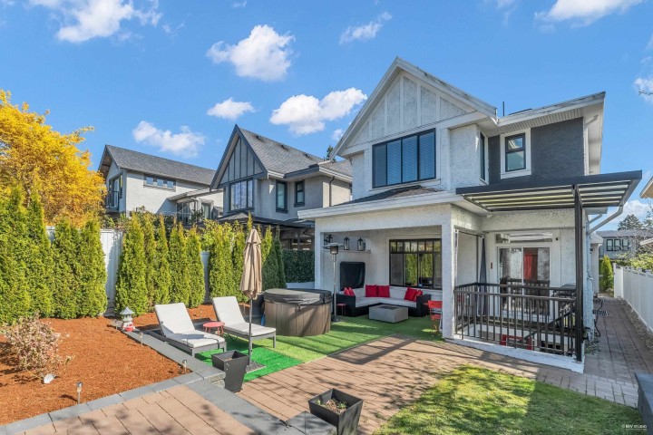 Photo 38 at 338 W 17th Street, Central Lonsdale, North Vancouver