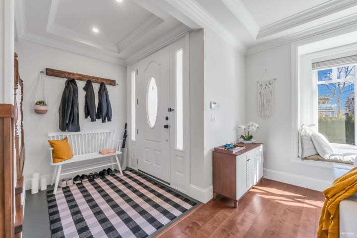 Photo 10 at 338 W 17th Street, Central Lonsdale, North Vancouver