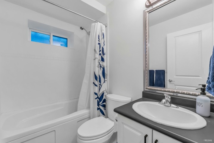 Photo 33 at 338 W 17th Street, Central Lonsdale, North Vancouver