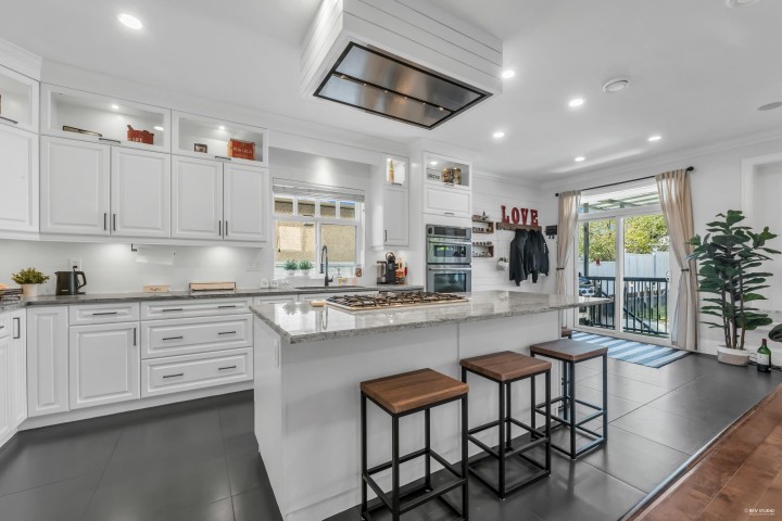 Photo 15 at 338 W 17th Street, Central Lonsdale, North Vancouver