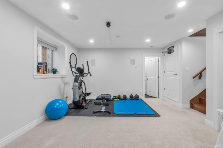 Photo 35 at 338 W 17th Street, Central Lonsdale, North Vancouver