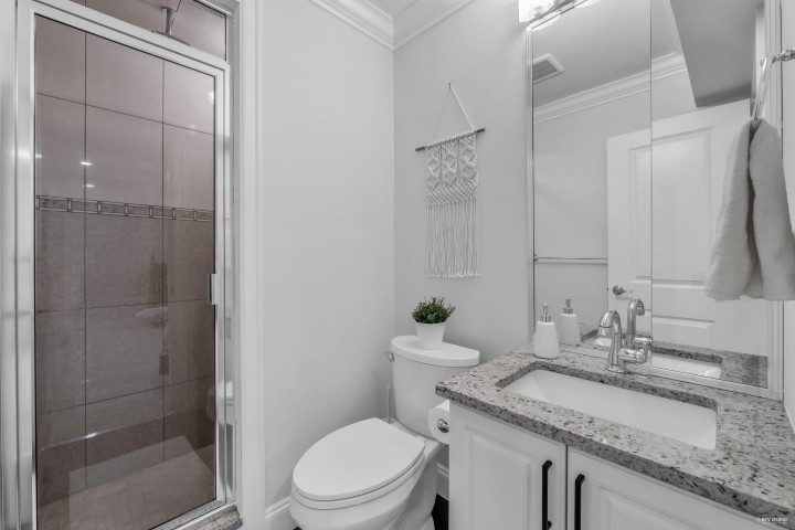 Photo 31 at 338 W 17th Street, Central Lonsdale, North Vancouver