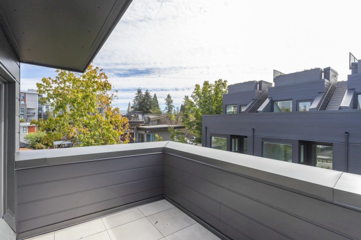 Photo 23 at 563 W 26th Avenue, Cambie, Vancouver West