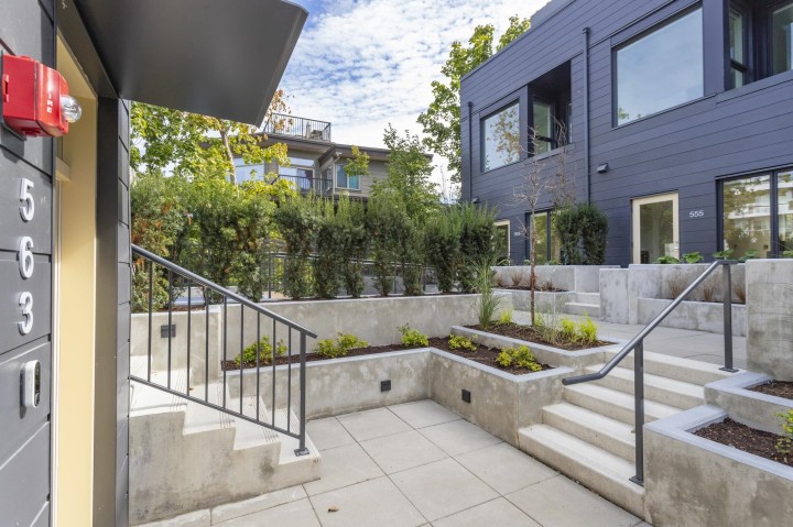 Photo 31 at 563 W 26th Avenue, Cambie, Vancouver West