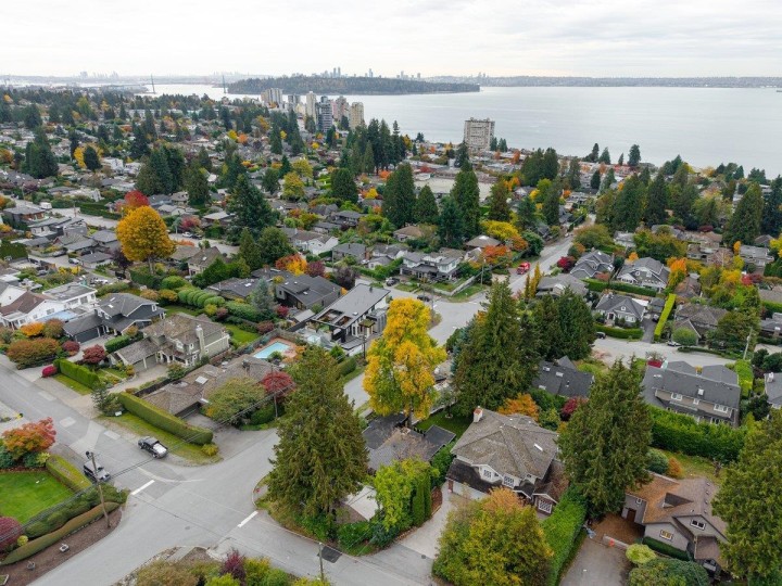 Photo 19 at 2508 Nelson Avenue, Dundarave, West Vancouver