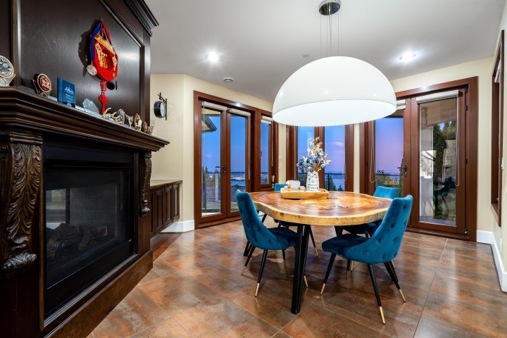 Photo 13 at 2336 Kadlec Court, Whitby Estates, West Vancouver