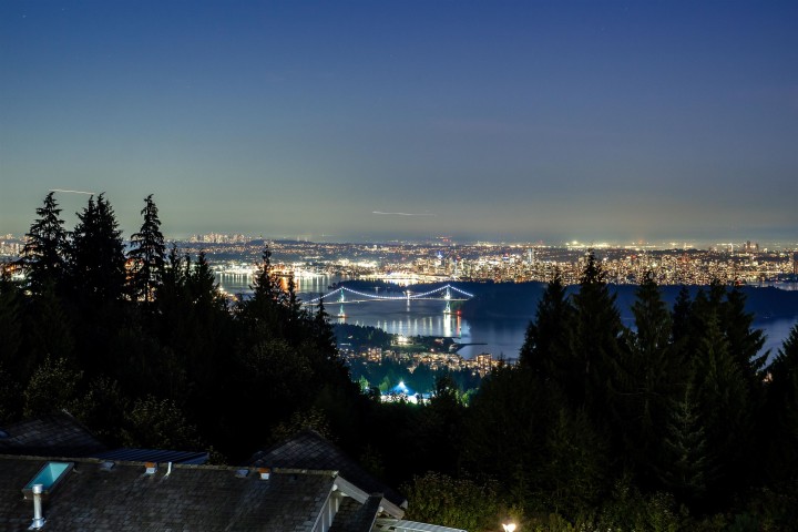 Photo 5 at 2336 Kadlec Court, Whitby Estates, West Vancouver