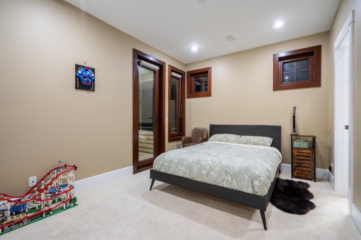 Photo 33 at 2336 Kadlec Court, Whitby Estates, West Vancouver