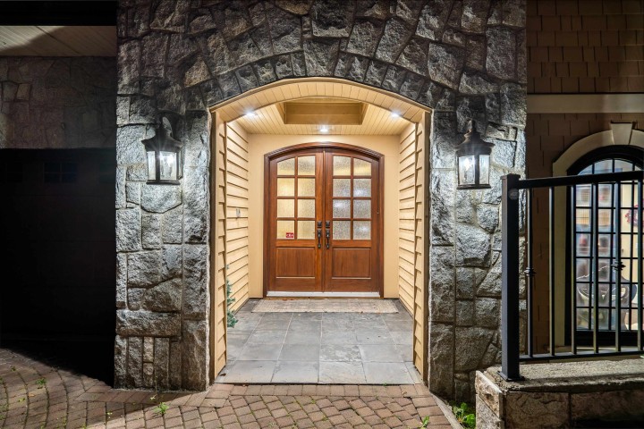 Photo 4 at 2336 Kadlec Court, Whitby Estates, West Vancouver