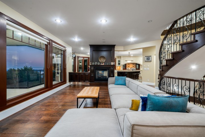 Photo 8 at 2336 Kadlec Court, Whitby Estates, West Vancouver