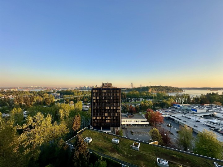 Photo 3 at 20C - 338 Taylor Way, Park Royal, West Vancouver