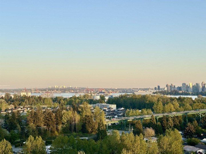 Photo 1 at 20C - 338 Taylor Way, Park Royal, West Vancouver