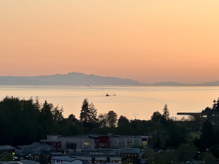 Photo 8 at 20C - 338 Taylor Way, Park Royal, West Vancouver