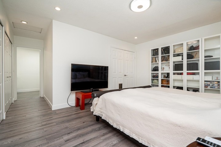 Photo 16 at 7225 Quatsino Drive, Champlain Heights, Vancouver East