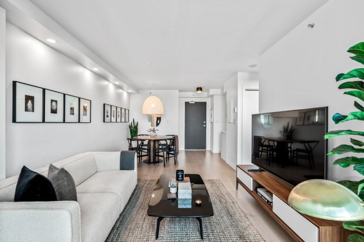 Photo 2 at 907 - 63 Keefer Place, Downtown VW, Vancouver West