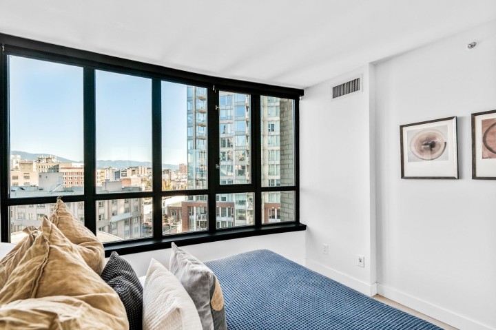 Photo 10 at 907 - 63 Keefer Place, Downtown VW, Vancouver West