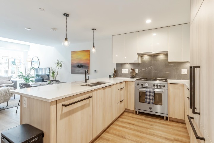 Photo 9 at 6 - 237 Ridgeway Avenue, Lower Lonsdale, North Vancouver