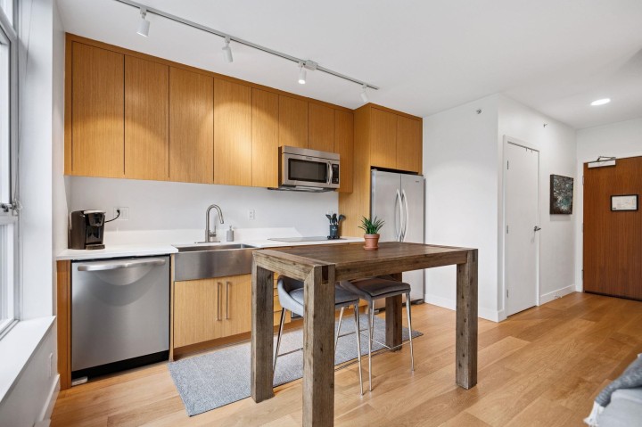 Photo 4 at 365 - 250 E 6th Avenue, Mount Pleasant VE, Vancouver East