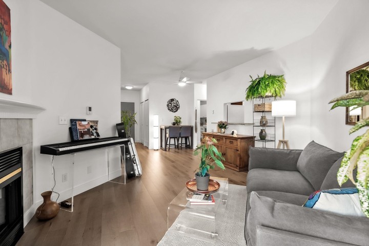 Photo 5 at 304 - 1928 Nelson Street, West End VW, Vancouver West