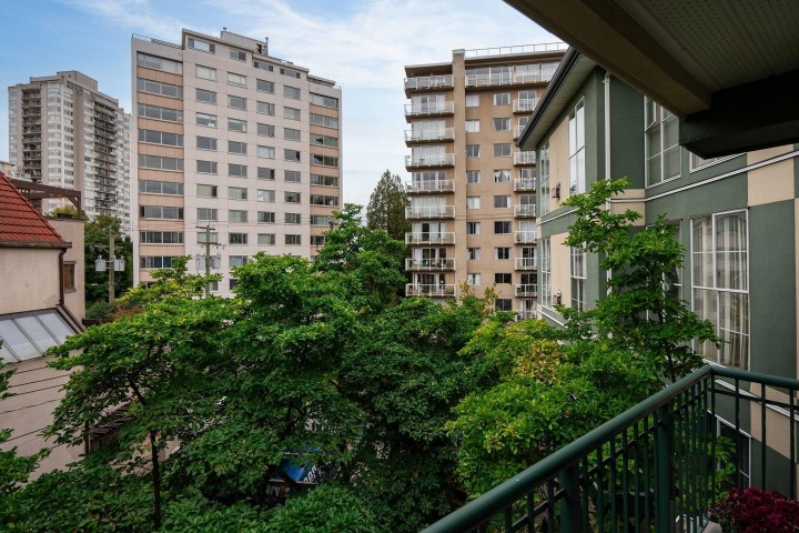 Photo 31 at 304 - 1928 Nelson Street, West End VW, Vancouver West