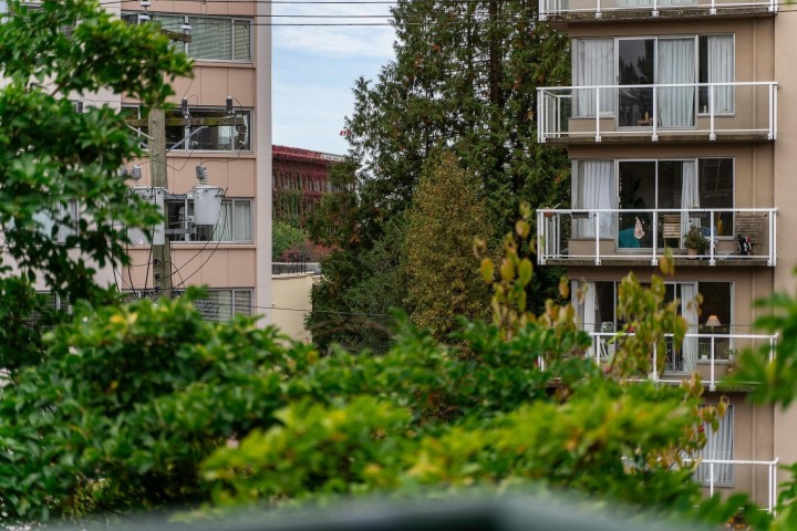 Photo 29 at 304 - 1928 Nelson Street, West End VW, Vancouver West