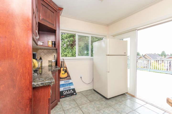 Photo 9 at 341 W 24th Street, Central Lonsdale, North Vancouver