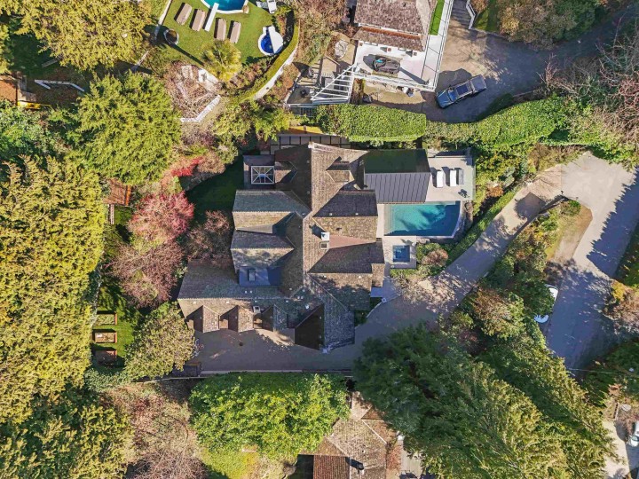 Photo 4 at 2985 Altamont Crescent, Altamont, West Vancouver