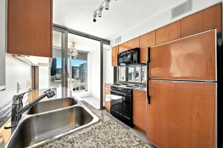 Photo 4 at 3004 - 1200 W Georgia Street, West End VW, Vancouver West