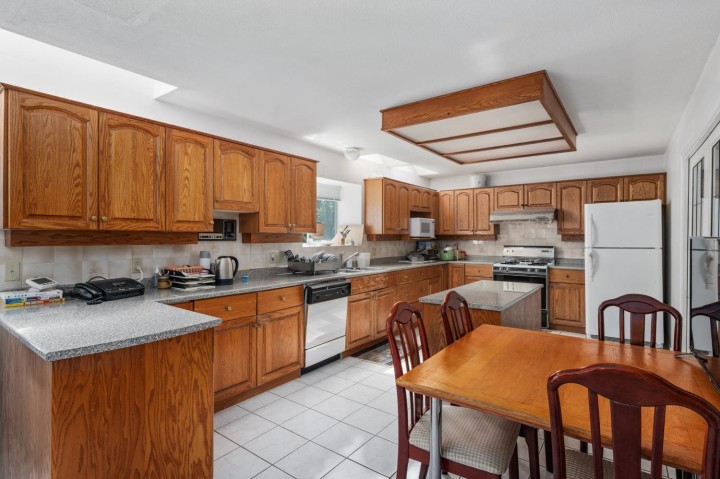 Photo 7 at 3662 W 49th Avenue, Southlands, Vancouver West