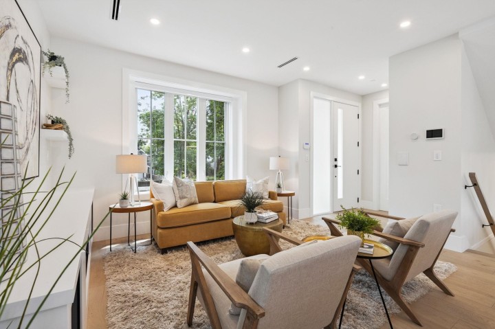 Photo 6 at 4115 Elgin Street, Fraser VE, Vancouver East