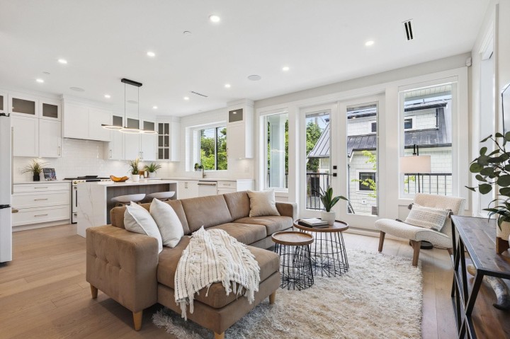 Photo 11 at 4115 Elgin Street, Fraser VE, Vancouver East